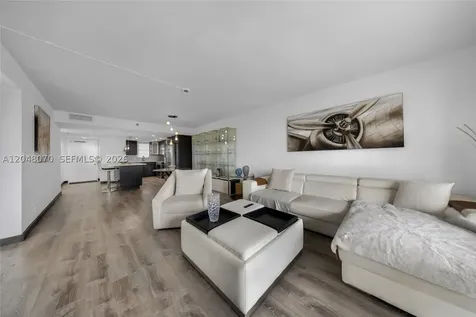3001 W Rolling Hills Circle Davie FL 33328