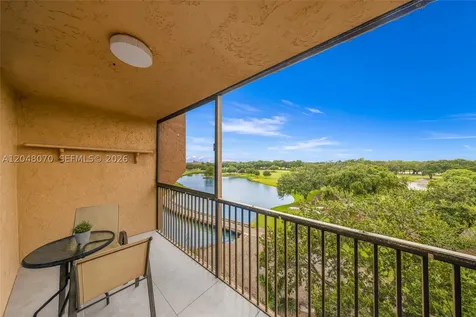 3001 W Rolling Hills Circle Davie FL 33328