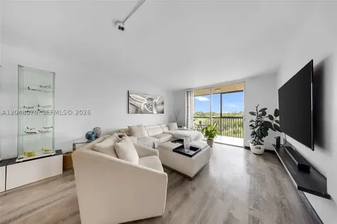 3001 W Rolling Hills Circle Davie FL 33328
