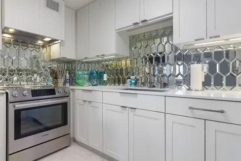5 Island Avenue Miami Beach FL 33139