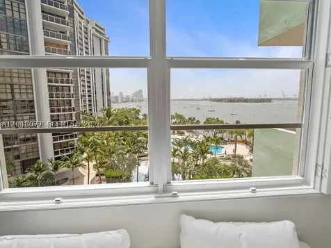 5 Island Avenue Miami Beach FL 33139