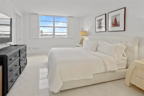 5 Island Avenue Miami Beach FL 33139