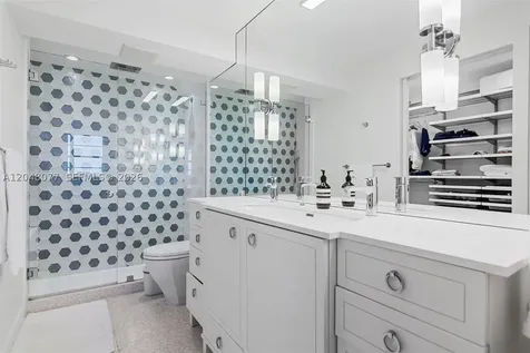 5 Island Avenue Miami Beach FL 33139