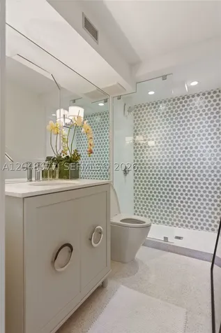 5 Island Avenue Miami Beach FL 33139
