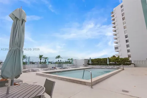 5 Island Avenue Miami Beach FL 33139