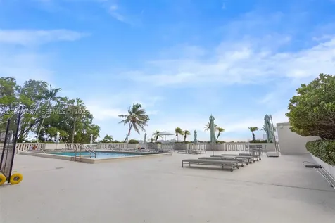 5 Island Avenue Miami Beach FL 33139