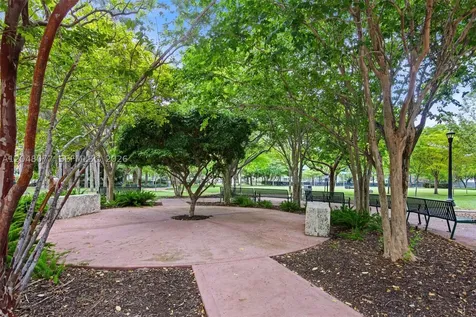 5 Island Avenue Miami Beach FL 33139