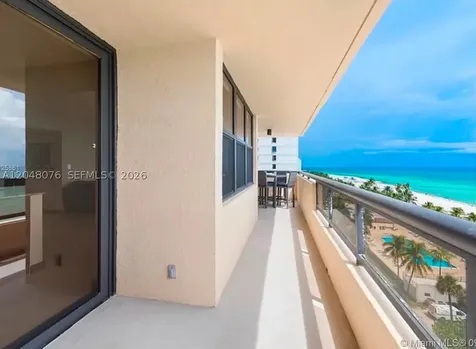 2555 Collins Avenue Miami Beach FL 33140