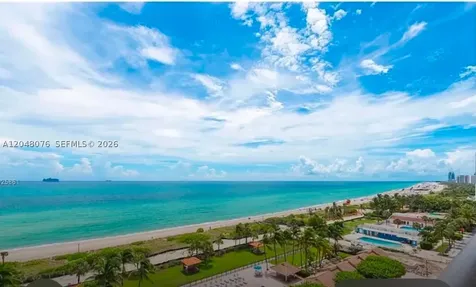 2555 Collins Avenue Miami Beach FL 33140