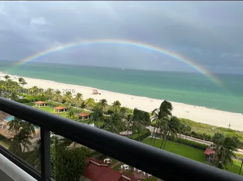2555 Collins Avenue Miami Beach FL 33140