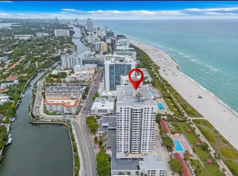 2555 Collins Avenue Miami Beach FL 33140