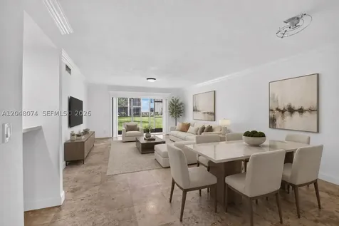 359 Lakeview Drive Weston FL 33326