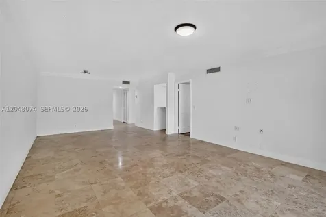 359 Lakeview Drive Weston FL 33326