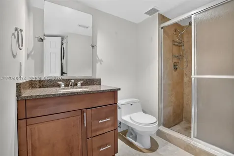 359 Lakeview Drive Weston FL 33326