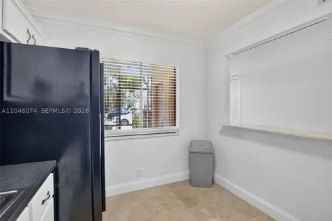 359 Lakeview Drive Weston FL 33326