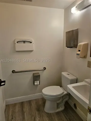 8890 W Oakland Park Boulevard Sunrise FL 33351