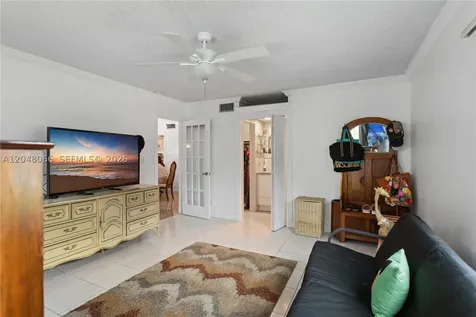 204 E Laurel Drive Margate FL 33063