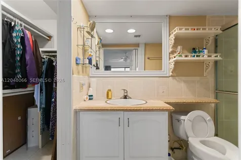 204 E Laurel Drive Margate FL 33063