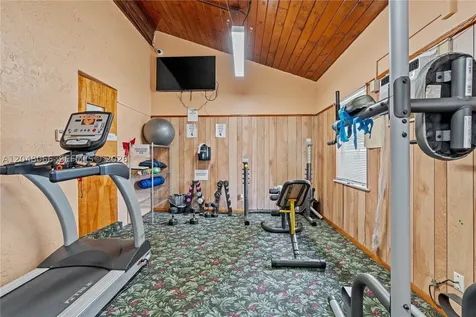 204 E Laurel Drive Margate FL 33063