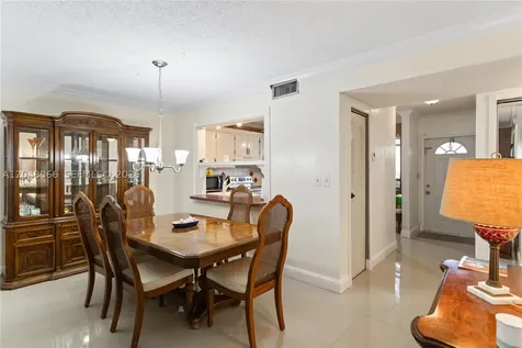 204 E Laurel Drive Margate FL 33063