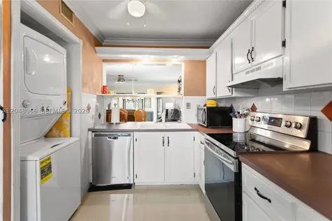 204 E Laurel Drive Margate FL 33063