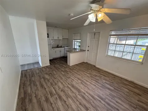 34 SW 5th Street Hallandale Beach FL 33009