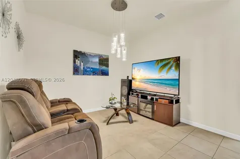 3368 SE 1st Street Homestead FL 33033