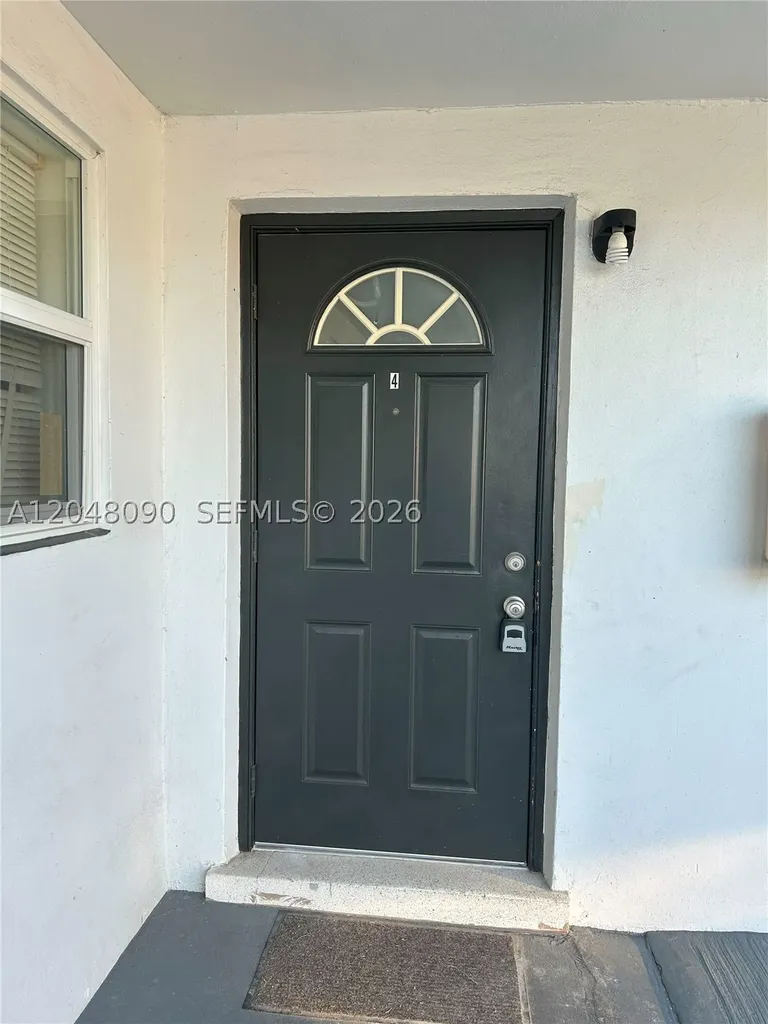 1119 NE 15th Street Fort Lauderdale FL 33304