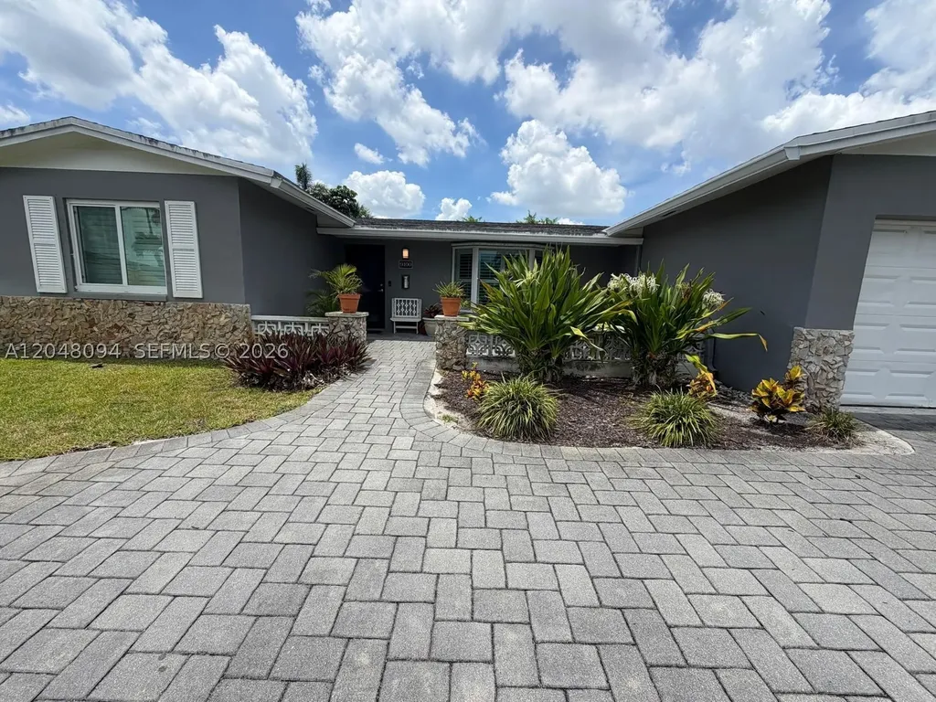 9100 NW 19th Street Pembroke Pines FL 33024