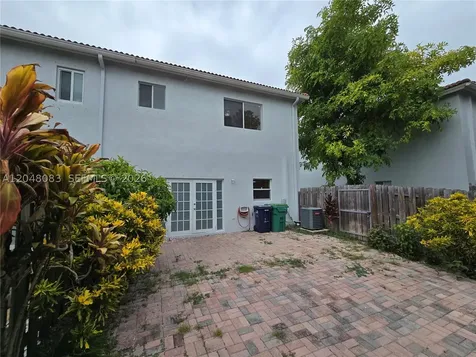14758 SW 9th Lane Miami FL 33194