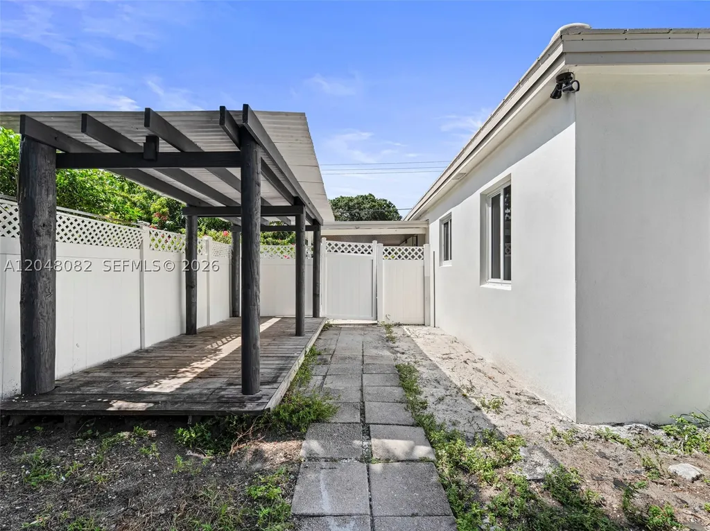 1014 SW 20th Street Fort Lauderdale FL 33315