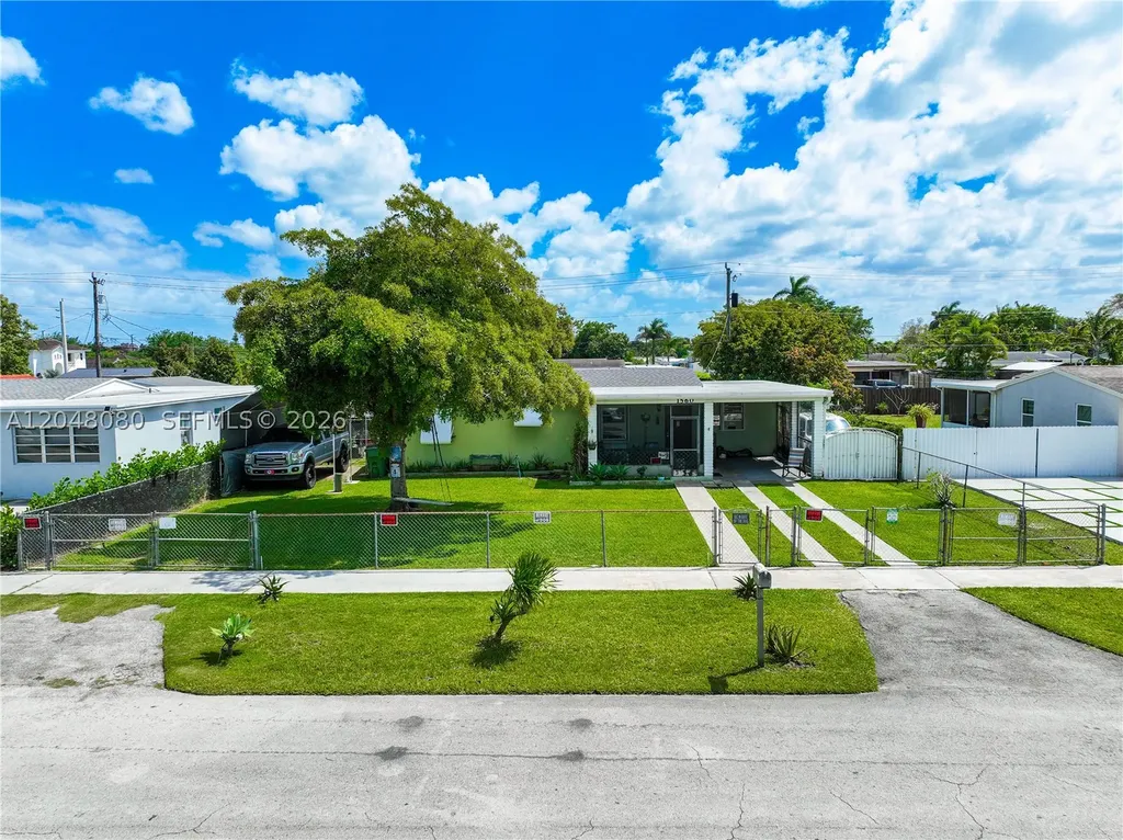 1560 NE 12th Street Homestead FL 33033