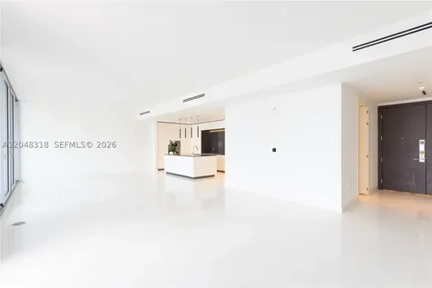 300 Biscayne Blvd Way Miami FL 33131