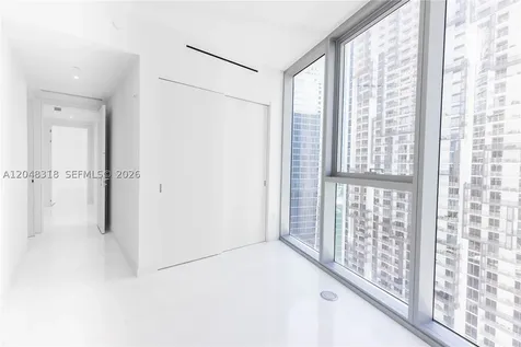 300 Biscayne Blvd Way Miami FL 33131