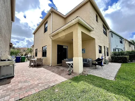 965 NE 193rd Terrace Miami FL 33179