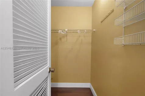 6423 Collins Avenue Miami Beach FL 33141
