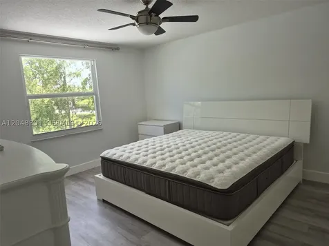 5820 SW 58th Court Davie FL 33314