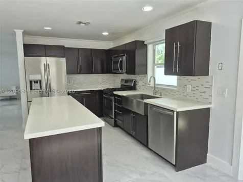 5820 SW 58th Court Davie FL 33314