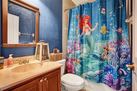 132 Ocean Cay Way Hypoluxo FL 33462