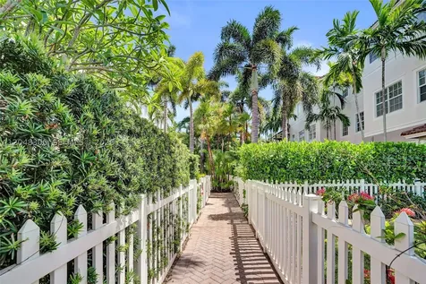 132 Ocean Cay Way Hypoluxo FL 33462