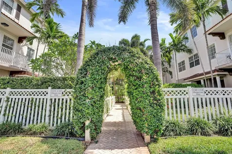 132 Ocean Cay Way Hypoluxo FL 33462