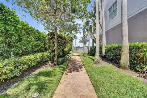 132 Ocean Cay Way Hypoluxo FL 33462