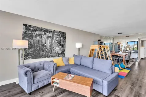 3375 N Country Club Drive Aventura FL 33180