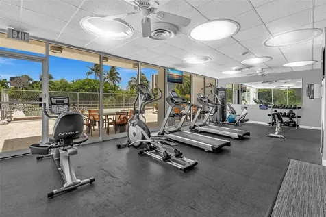 3375 N Country Club Drive Aventura FL 33180