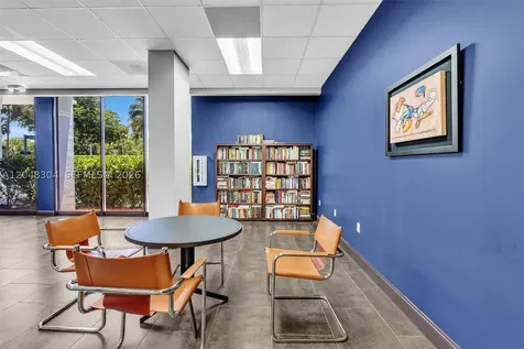 3375 N Country Club Drive Aventura FL 33180