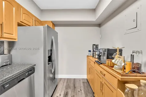 3375 N Country Club Drive Aventura FL 33180