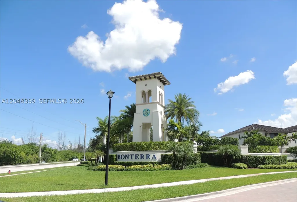 9336 W 34th Court Hialeah FL 33018