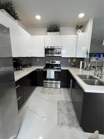 9336 W 34th Court Hialeah FL 33018