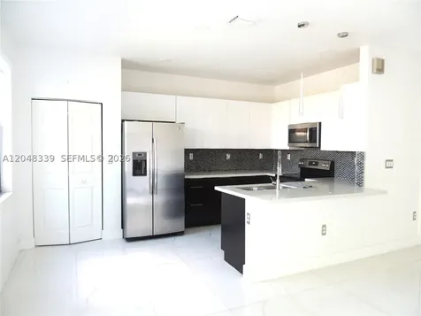 9336 W 34th Court Hialeah FL 33018