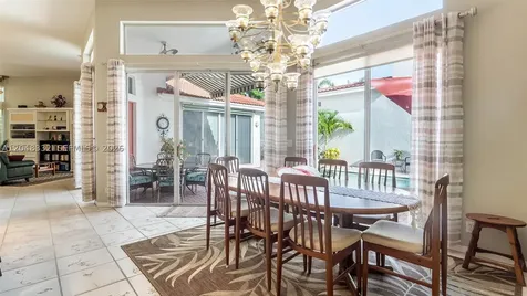 1221 E Bel Aire Drive E Pembroke Pines FL 33027